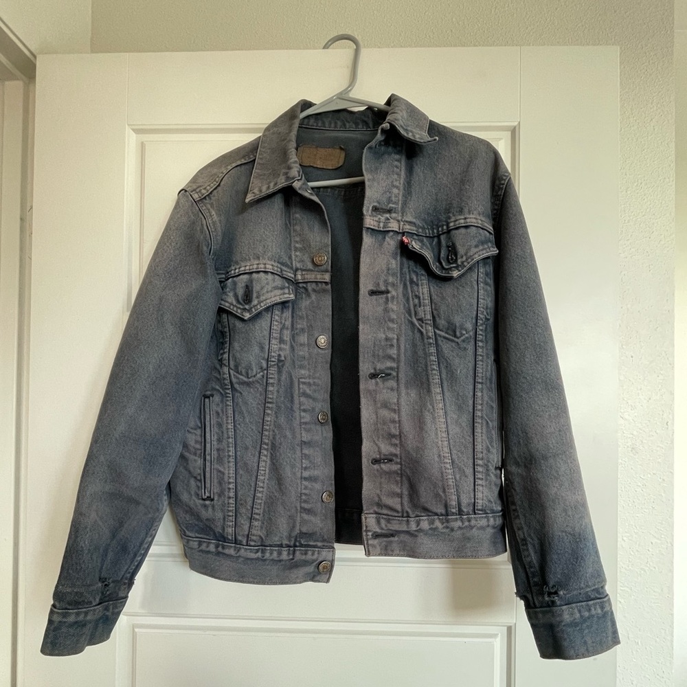 Vintage Levi’s denim jacket
